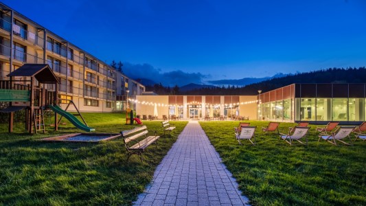Hôtel dans les montagnes à Karpacz, repos sur Śnieżka